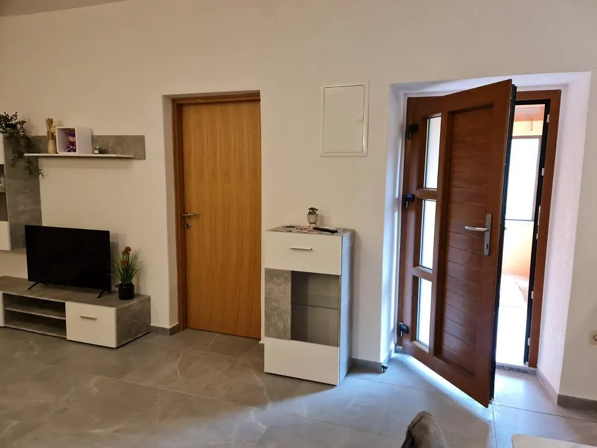 Apartment Studio Apartman D&D Brsec